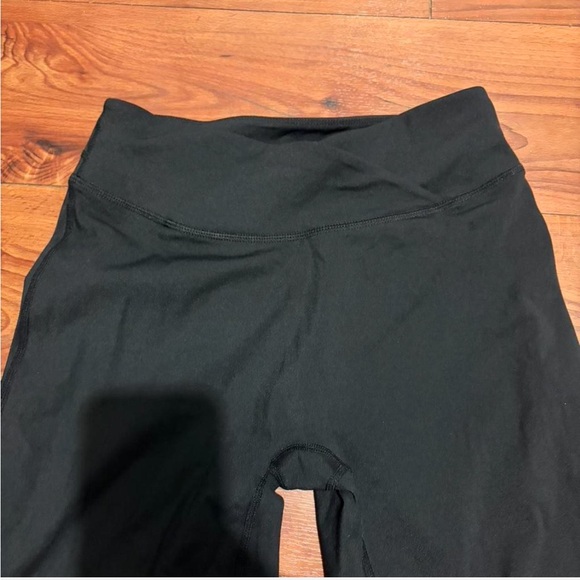 Black Flare Leggings Oner - Picture 11 of 12